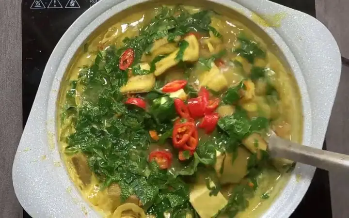 Cách Nấu Canh Chuối Xanh Với Lạc Ngon Chuẩn Vị