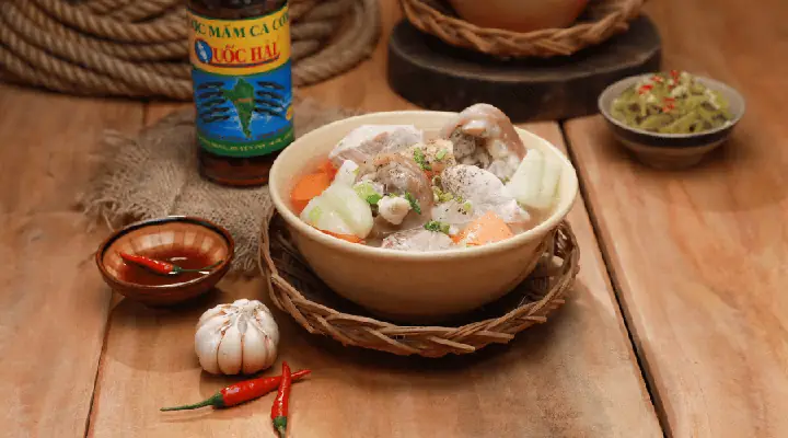 Công Thức Nấu Canh Giò Heo Hầm Củ Cải Dinh Dưỡng Cho Mẹ Bầu