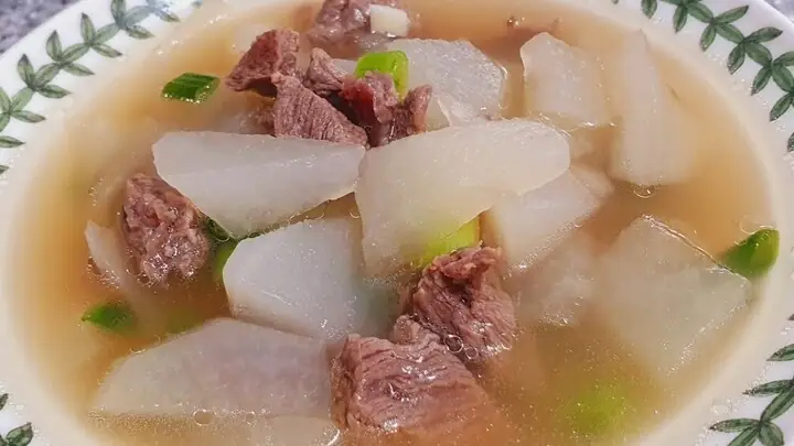 Cách nấu canh thịt bò củ cải