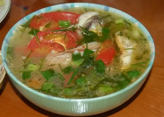 CÃ¡ch náº¥u canh Äáº§u cÃ¡ dÆ°a chua nhÃ  hÃ ng cÅ©ng pháº£i chÃ o thua