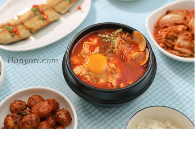 Hướng dẫn cách nấu món Canh đậu hũ non Hàn Quốc (Sundubu Jjigae)