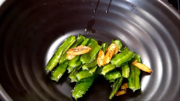 Đậu Rồng Xào Tỏi