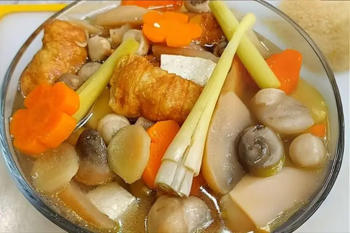 Canh Gà Hầm Sả Canh Gà Hầm Sả