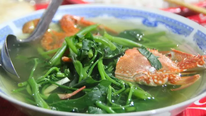 3. Hướng Dẫn Làm Ghẹ Sữa Nấu Rau Muống Lạ Miệng – Món Ngon Từ Ghẹ Sữa