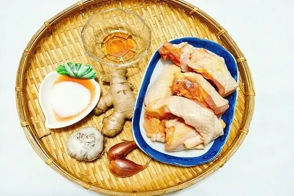 Nguyên Liệu Món Canh Gừng Với Gà