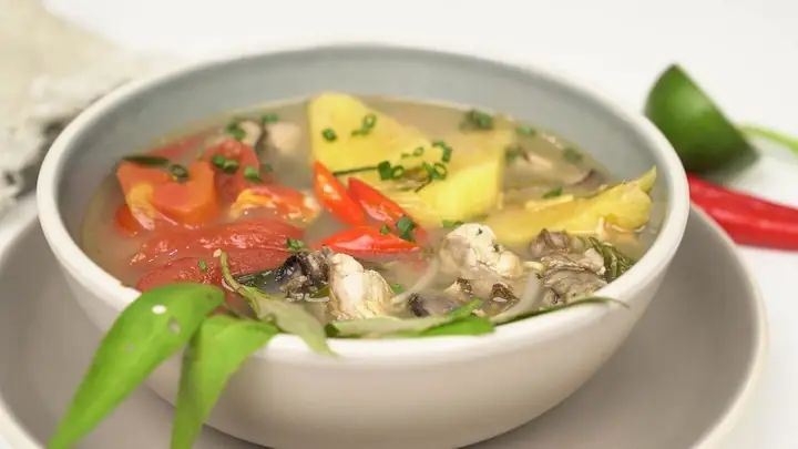 Canh Chua Hàu - Lựa Chọn Hoàn Hảo Cho Bữa Cơm Ngày Hè