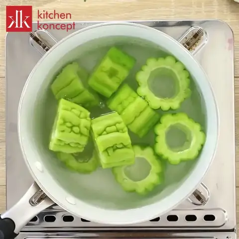 Chần Khổ Qua Trước Khi Nấu