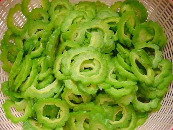 Cách Nấu Canh Khổ Qua Thịt Bằm