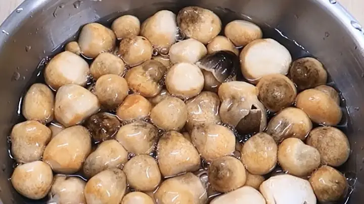 Bước 1: Sơ Chế Nguyên Liệu