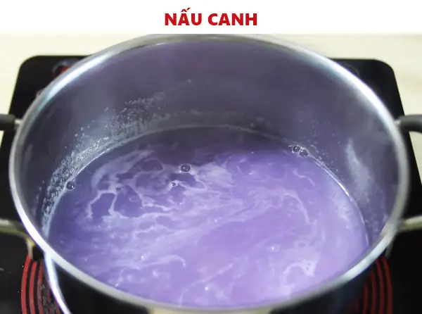 Bước 2: Nấu Canh Khoai Mỡ Chay Bước 2: Nấu Canh Khoai Mỡ Chay
