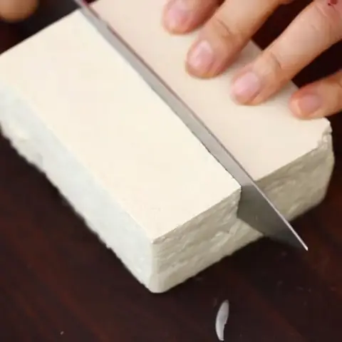 Sơ chế các nguyên liệu Sơ chế các nguyên liệu