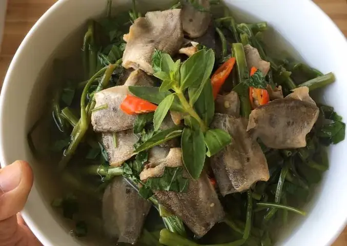 Lá rau chua nấu canh thanh mát ngày hè