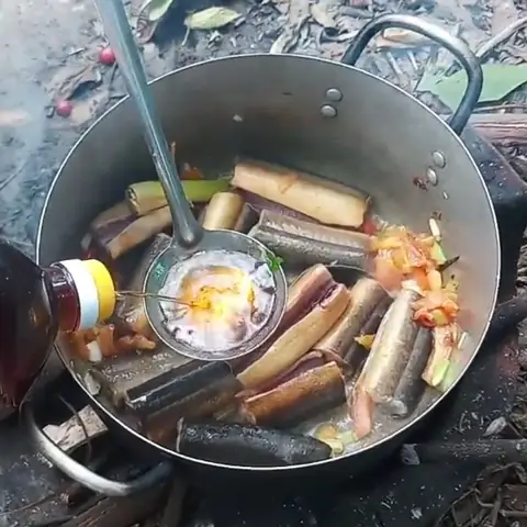 Cách nấu lẩu lươn lá giang thơm ngon, bắt vị cực hấp dẫn Cách nấu lẩu lươn lá giang thơm ngon, bắt vị cực hấp dẫn