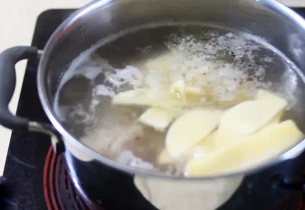 Bước 3. Nấu canh