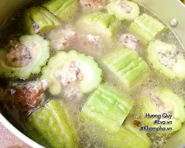 Bước 4: Cách Nấu Canh Mướp Đắng Nhồi Thịt Bước 4: Cách Nấu Canh Mướp Đắng Nhồi Thịt