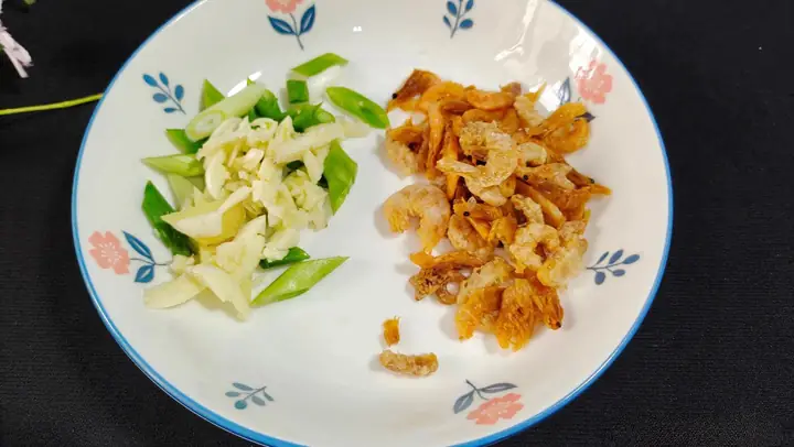 Cách Nấu Canh Mướp Với Mì Tôm