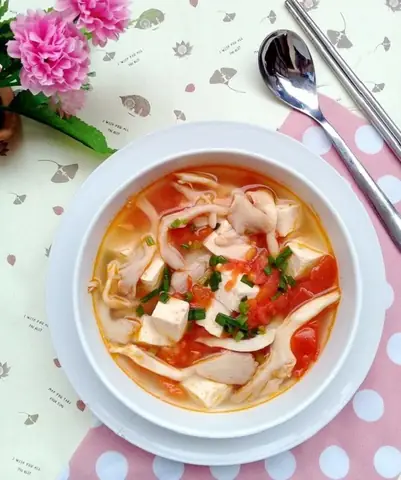 2. Canh Nấm Đậu Phụ Chay