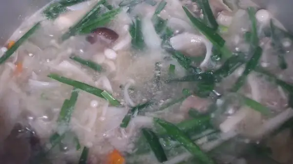 1. Canh Nấm Thịt Bò