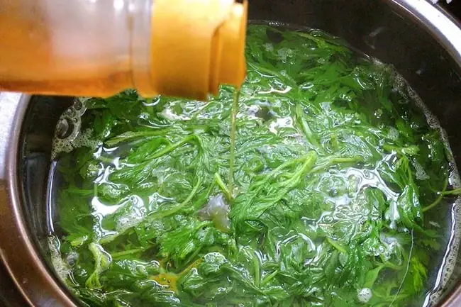 canh trứng ngải cứu canh trứng ngải cứu