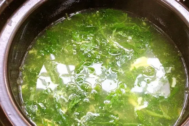 canh trứng ngải cứu canh trứng ngải cứu