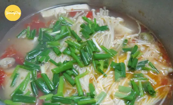 Nấu Canh Ngao Đậu Phụ Nấm Kim Châm Siêu Ngon