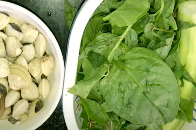 Cách Nấu Canh Ngao Mồng Tơi Ngon Làm Dịu Ngày Nắng Nóng