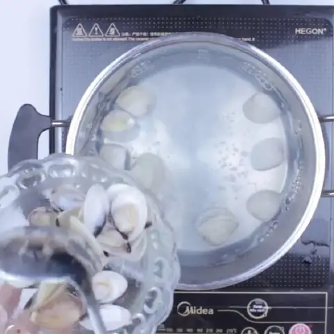 Sơ chế và luộc nghêu Sơ chế và luộc nghêu