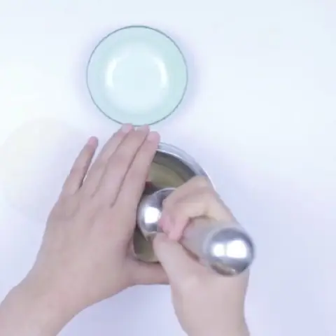 Sơ chế các nguyên liệu còn lại Sơ chế các nguyên liệu còn lại