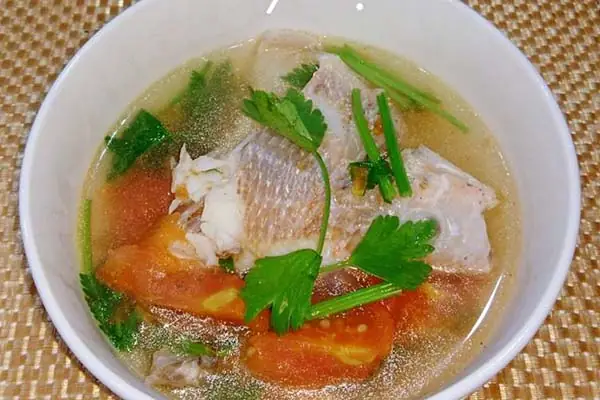 Bước 2: Nấu Canh Cá Điêu Hồng