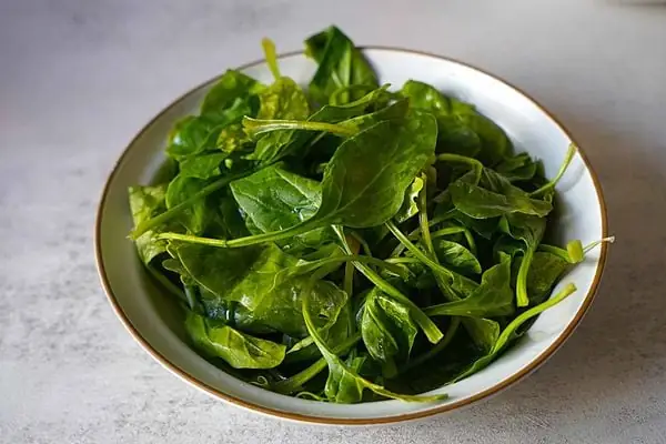 HƯỚNG DẪN LÀM MÓN CANH RAU CHÂN VỊT VỚI TÔM VIÊN MÁT VỊ, NGỌT THANH