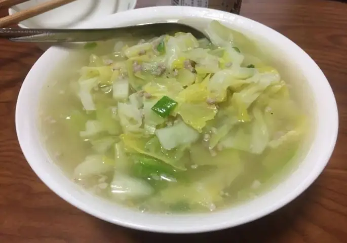 Canh Bắp Cải Thịt Bằm