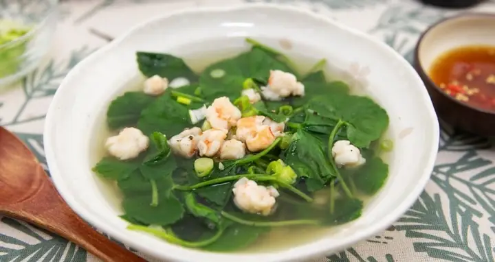 Cách Nấu Canh Rau Má Chay: Hương Vị Tươi Ngon, Thanh Đạm