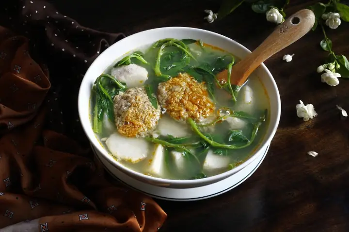 Cách Nấu Canh Rau Muống Thanh Mát, Hợp Cơm Gia Đình