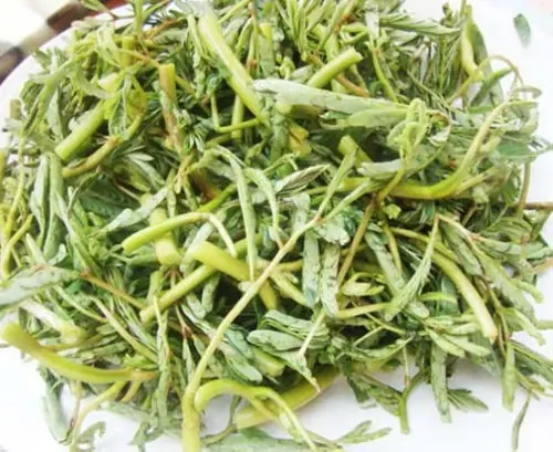 Canh Cua Rau Rút Có Mùi Vị Rất Đặc Biệt, Dễ Ăn Nhờ Sự Kết Hợp Giữa Thịt Cua Và Rau Rút.