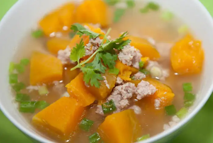 Cách Nấu Canh Sườn Bí Xanh Ngọt Mát, Thanh Nhiệt Cho Gia Đình