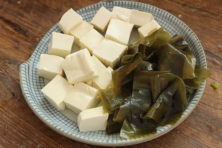 Sơ Chế Tảo Bẹ, Đậu Phụ, Nấm Sơ Chế Tảo Bẹ, Đậu Phụ, Nấm