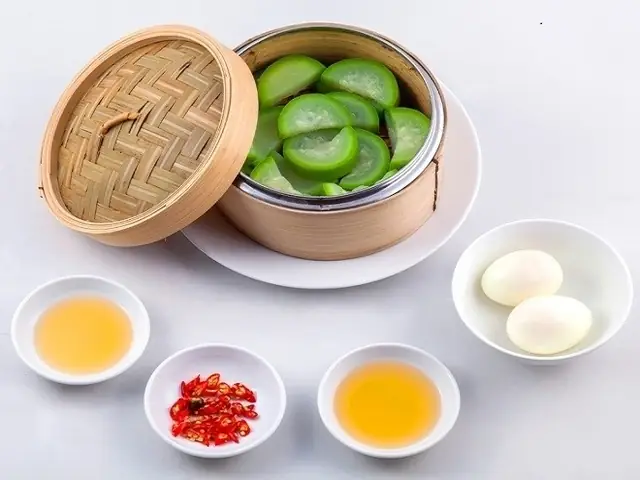 Cách Luộc Bầu Thanh Mát Ngon Ngọt Cho Những Ngày Oi Nóng