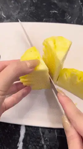 - Bước 1: Sơ Chế Các Nguyên Liệu