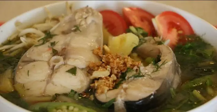 I. Đầu Cá Hú Nấu Canh Chua – Món Ngon Thanh Mát Không Thể Thiếu Trong Mùa Hè I. Đầu Cá Hú Nấu Canh Chua – Món Ngon Thanh Mát Không Thể Thiếu Trong Mùa Hè