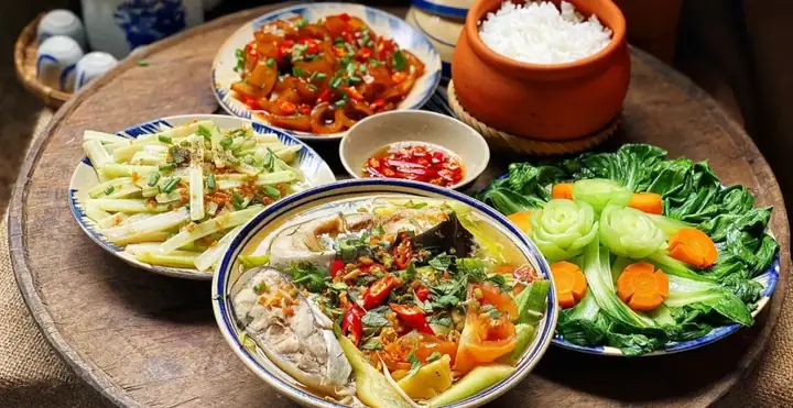 Iv. Cách Nấu Các Biến Thể: Lẩu Cá Hú Và Canh Chua Đầu Cá Hú Iv. Cách Nấu Các Biến Thể: Lẩu Cá Hú Và Canh Chua Đầu Cá Hú