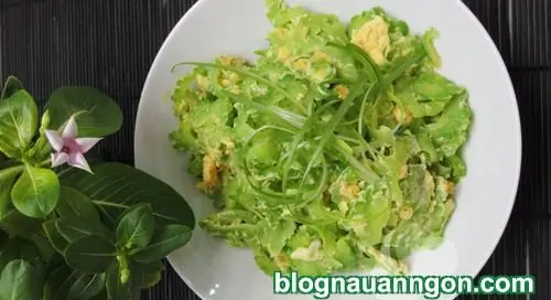 Cách Làm Món Mướp Đắng Xào Trứng Thơm Ngon Bổ Dưỡng, Không Hề Bị Đắng !