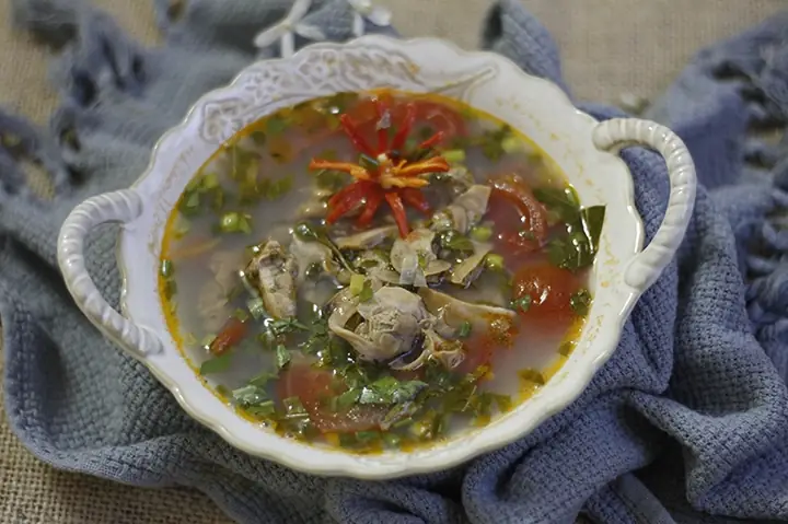 Hướng Dẫn Chi Tiết Cách Nấu Canh Trai Chua Thanh Mát Chuẩn Vị
