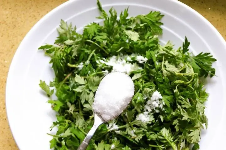 Canh Trứng Ngải Cứu