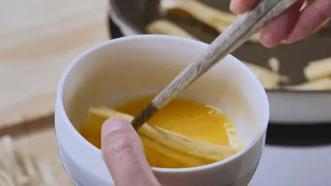 Cách Nấu Canh Váng Đậu Nấu Nấm Cà Chua