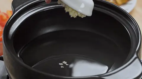 Cách Nấu Canh Váng Đậu Nấu Nấm Cà Chua