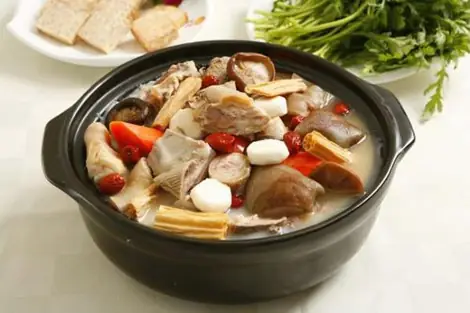 cách nấu canh xương dê