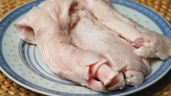 Cách 6: Dùng Lá Đu Đủ Cách 6: Dùng Lá Đu Đủ