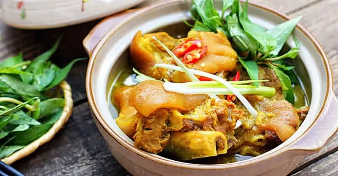 Bước 2: Chuẩn Bị Hỗn Hợp Gia Vị