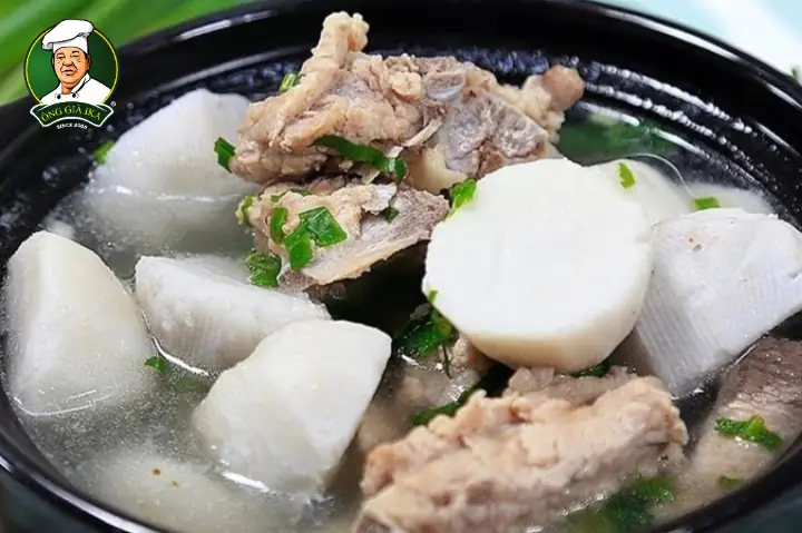 3. Công thức 3: Móng giò nấu khoai sọ 3. Công thức 3: Móng giò nấu khoai sọ