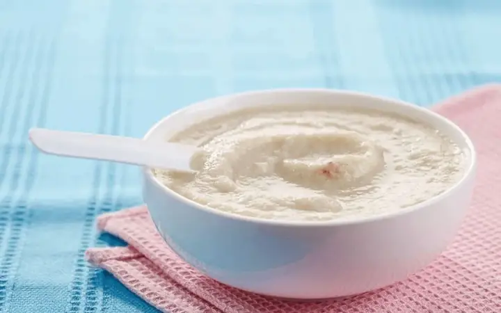 3.1. Cách Nấu Cháo Bánh Mì Babydream Với Sữa Bột